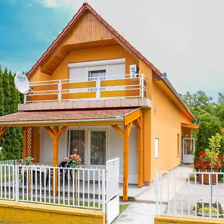 Holiday home Holiday Balaton 511.3 *